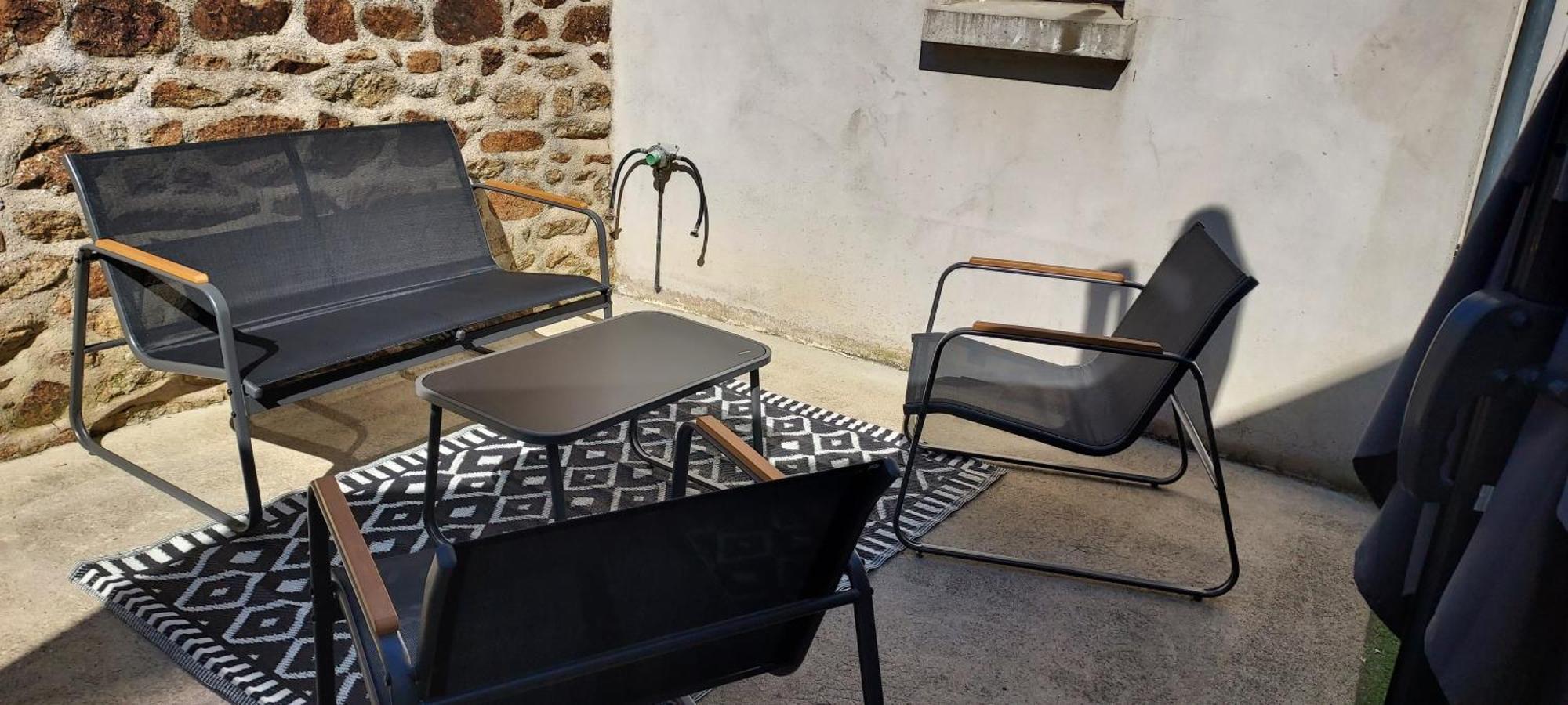 Gite Comme Chez Soi Ducey Les Cheris Exterior photo